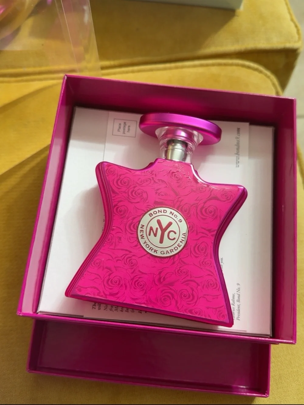 Bond No. 9 New York Bright Pink Star-Shaped Fragrance Bottle